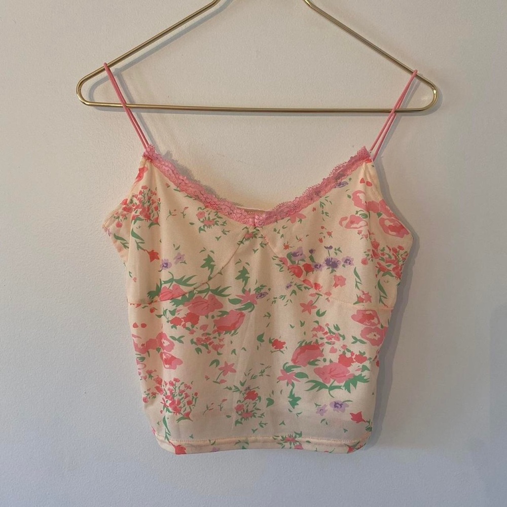 Pink floral lace tank💗